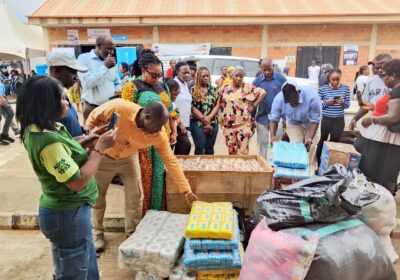 Prof. Ikyo, Family Deliver Lifeline to IDPs.