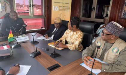 ECOWAS Head of EOM Meets Prime Minister of Guinea, Amadou Oury Bah; Emphasizes Free, Fair and Transparent December 28 Elections. By Raymond Enoch ECOWAS Head of EOM Meets Prime Minister of Guinea, Amadou Oury Bah; Emphasizes Free, Fair and Transparent December 28 Elections. By Raymond Enoch