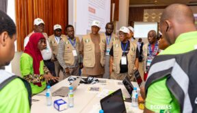 Guinea Decides: ECOWAS Election Chief Tours Situation Rooms, Monitors Vote Count in Boulbnet, Conakry  By Raymond Enoch